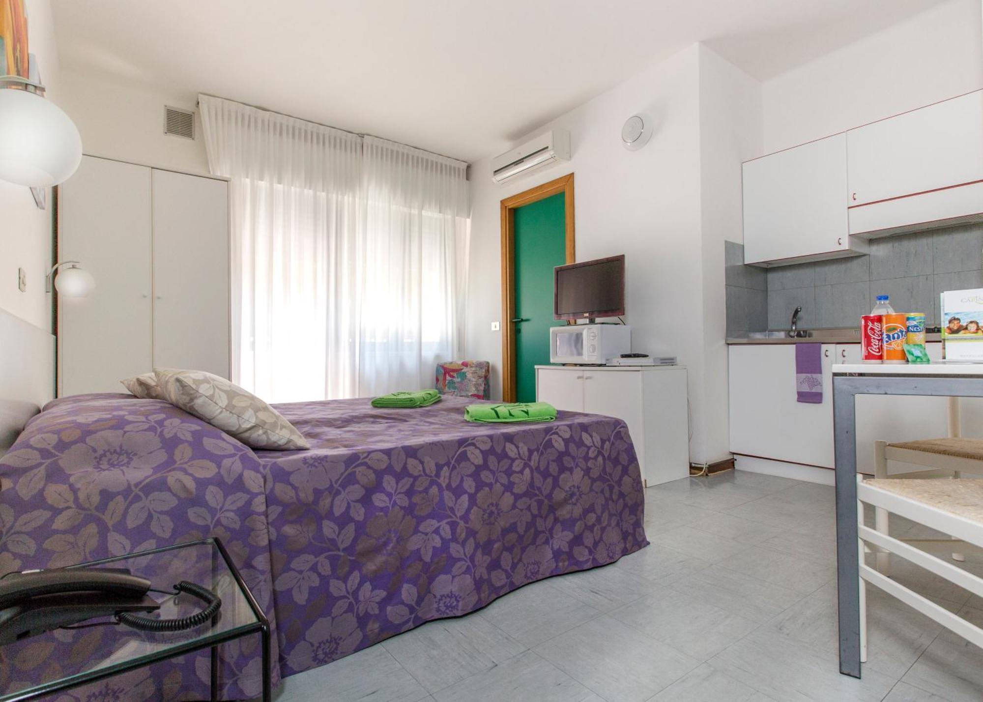 Aparthotel Carinzia Ліньяно-Сабб'ядоро Екстер'єр фото